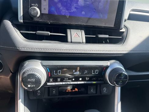 Used 2023 Toyota RAV4 XLE w/ XLE Grade Weather Package AWD/4WD image 27