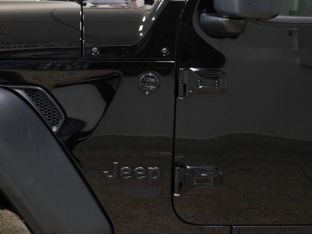 Used 2021 Jeep Wrangler Sport AWD/4WD image 22