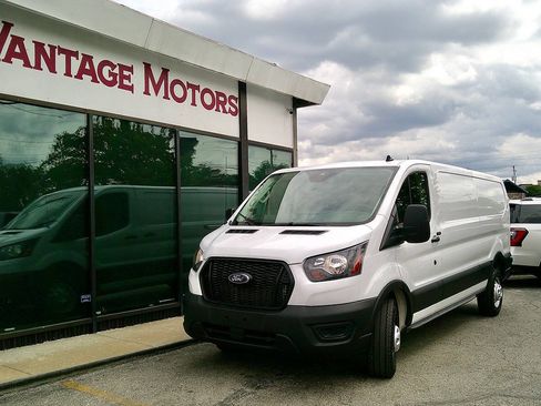 Used 2024 Ford Transit 350 148 Low Roof RWD image 1