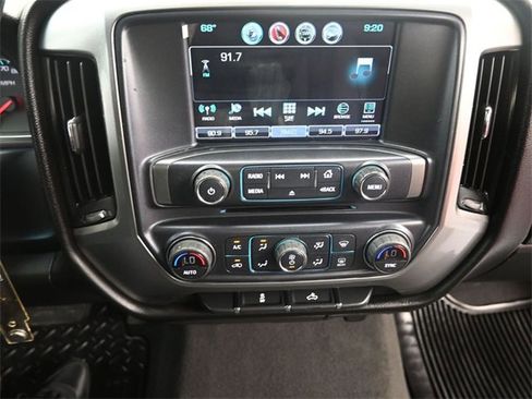 Used 2018 Chevrolet Silverado 1500 LT w/ Texas Edition image 14