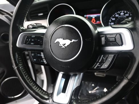 Used 2022 Ford Mustang GT Premium image 13