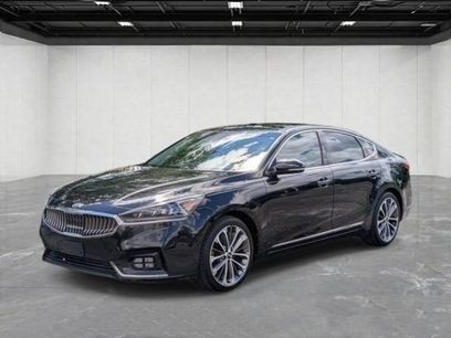 Used 2019 Kia Cadenza Technology