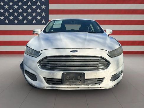 Used 2015 Ford Fusion SE image 8