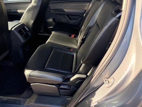 Used 2021 Volkswagen Atlas SE image 13