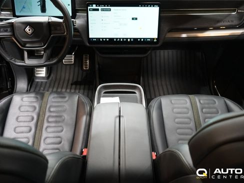 Used 2023 Rivian R1T Launch Edition image 19