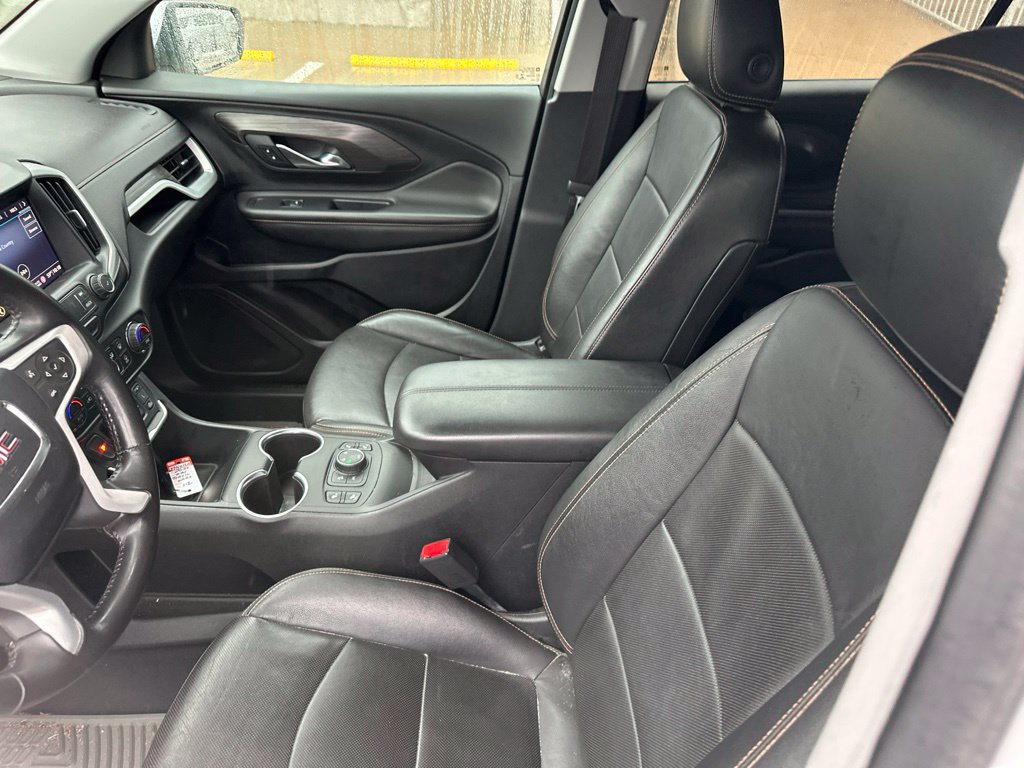 Used 2020 GMC Terrain SLT AWD/4WD image 2