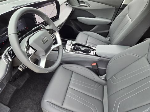 New 2026 Audi Q3 quattro 2.0T AWD/4WD image 17