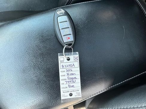 Used 2016 Nissan Rogue SL w/ SL Premium Package AWD/4WD image 35