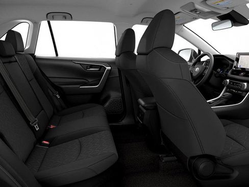 New 2025 Toyota RAV4 XLE image 30