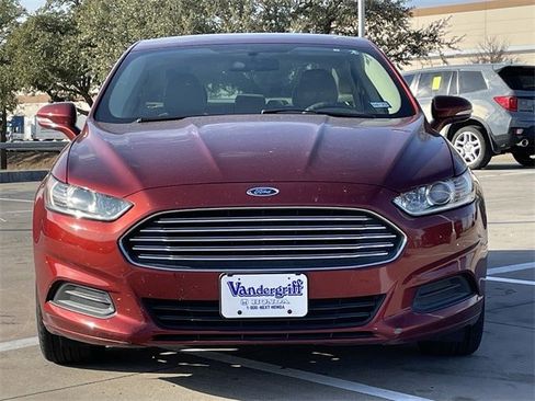 Used 2014 Ford Fusion SE image 7