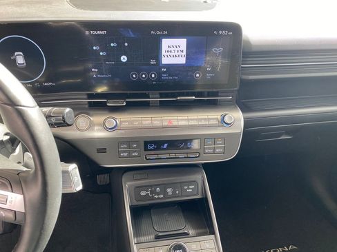 Certified 2024 Hyundai Kona Limited image 34