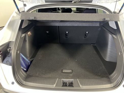 New 2025 Chevrolet Trax LT w/ LT Convenience Package image 10