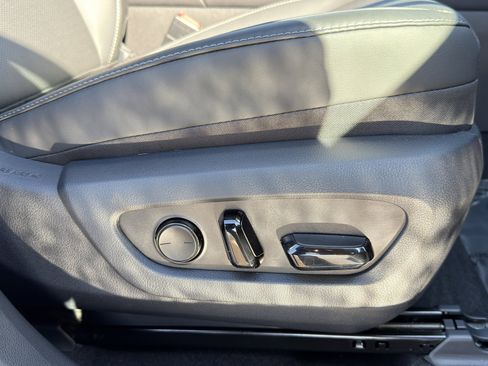 Used 2025 Lexus RX 350 Premium Plus image 47