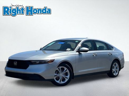 Certified 2025 Honda Accord LX image 2