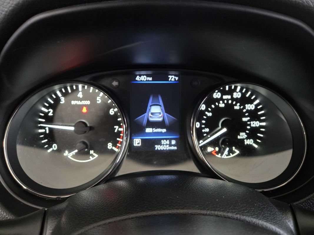 Used 2021 Nissan Rogue Sport SV AWD/4WD image 15