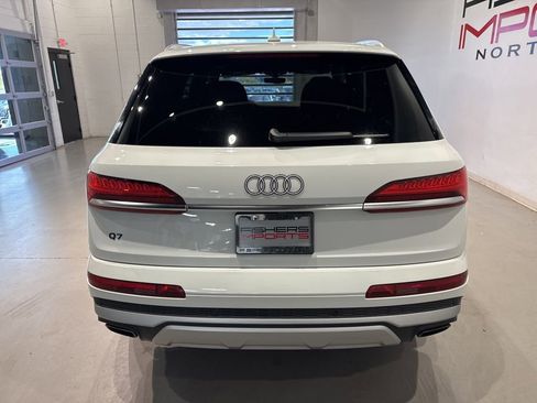 Used 2025 Audi Q7 3.0T Premium Plus AWD/4WD image 3