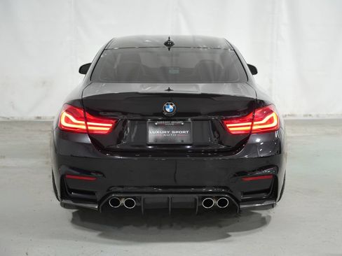 Used 2018 BMW M4 Coupe RWD image 4