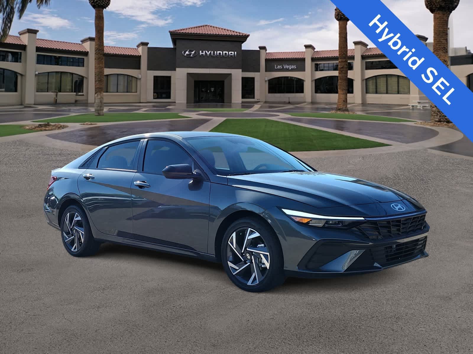Certified 2025 Hyundai Elantra SEL FWD image 2