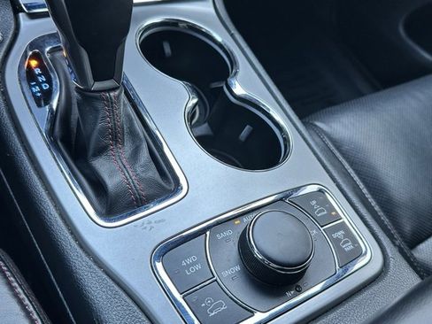 Used 2020 Jeep Grand Cherokee Trailhawk w/ Trailhawk Luxury Group image 19