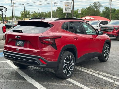 New 2026 Chevrolet Trax RS w/ Driver Confidence Package FWD image 6