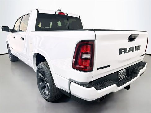 New 2026 RAM 1500 Big Horn AWD/4WD image 5