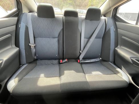 Used 2025 Nissan Versa SV image 35