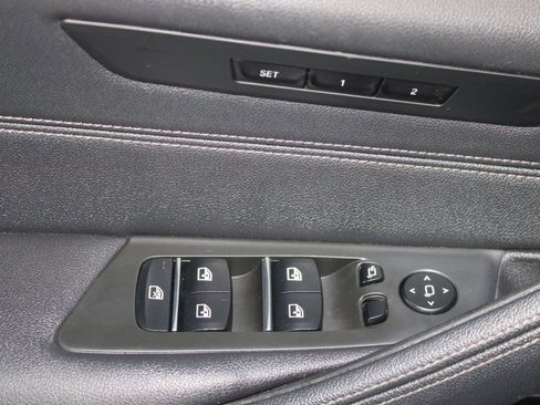 Used 2023 BMW 530i w/ Premium Package image 12