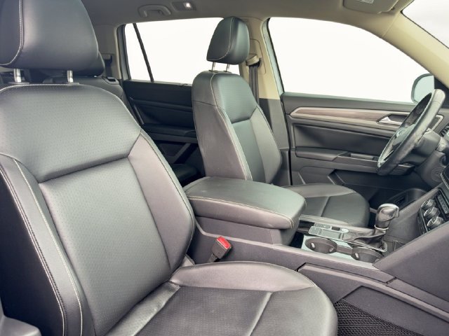 Used 2021 Volkswagen Atlas SEL FWD image 30