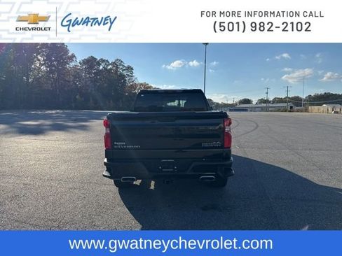 Used 2023 Chevrolet Silverado 1500 High Country w/ Technology Package image 6