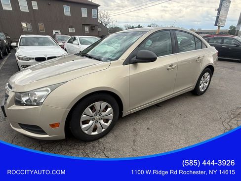Used 2012 Chevrolet Cruze LS w/ Connectivity Package FWD image 1