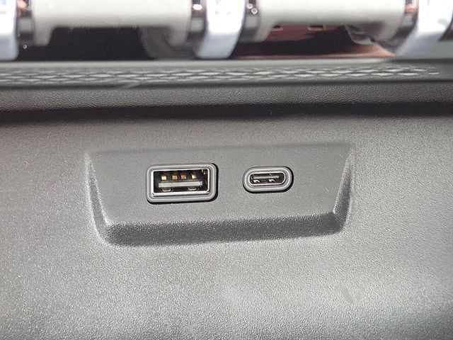 New 2026 GMC Terrain AT4 w/ Technology Package II AWD/4WD image 8