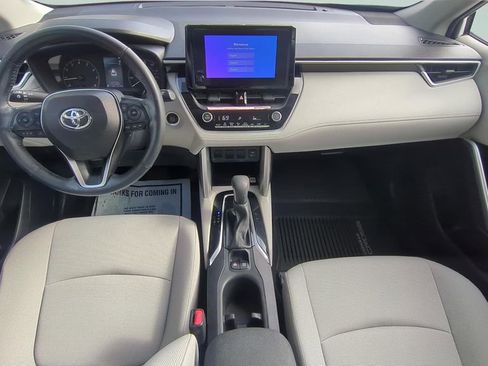 Certified 2023 Toyota Corolla Cross LE FWD image 11