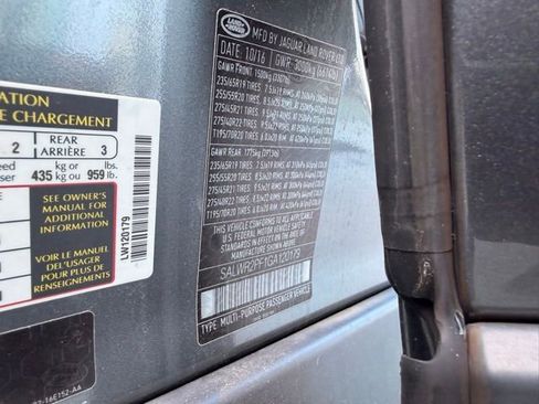 Used 2016 Land Rover Range Rover Sport HSE image 21