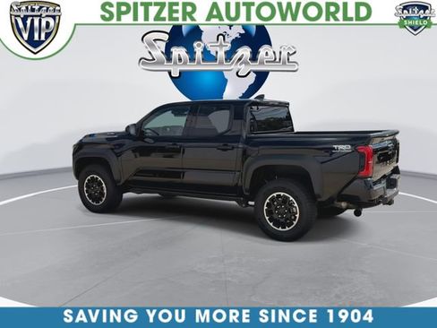 Used 2025 Toyota Tacoma TRD Off-Road AWD/4WD image 7