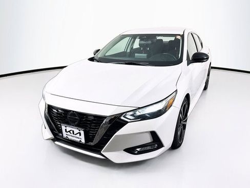 Used 2021 Nissan Sentra SR image 1