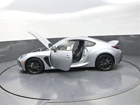 New 2025 Toyota GR86 Premium image 34