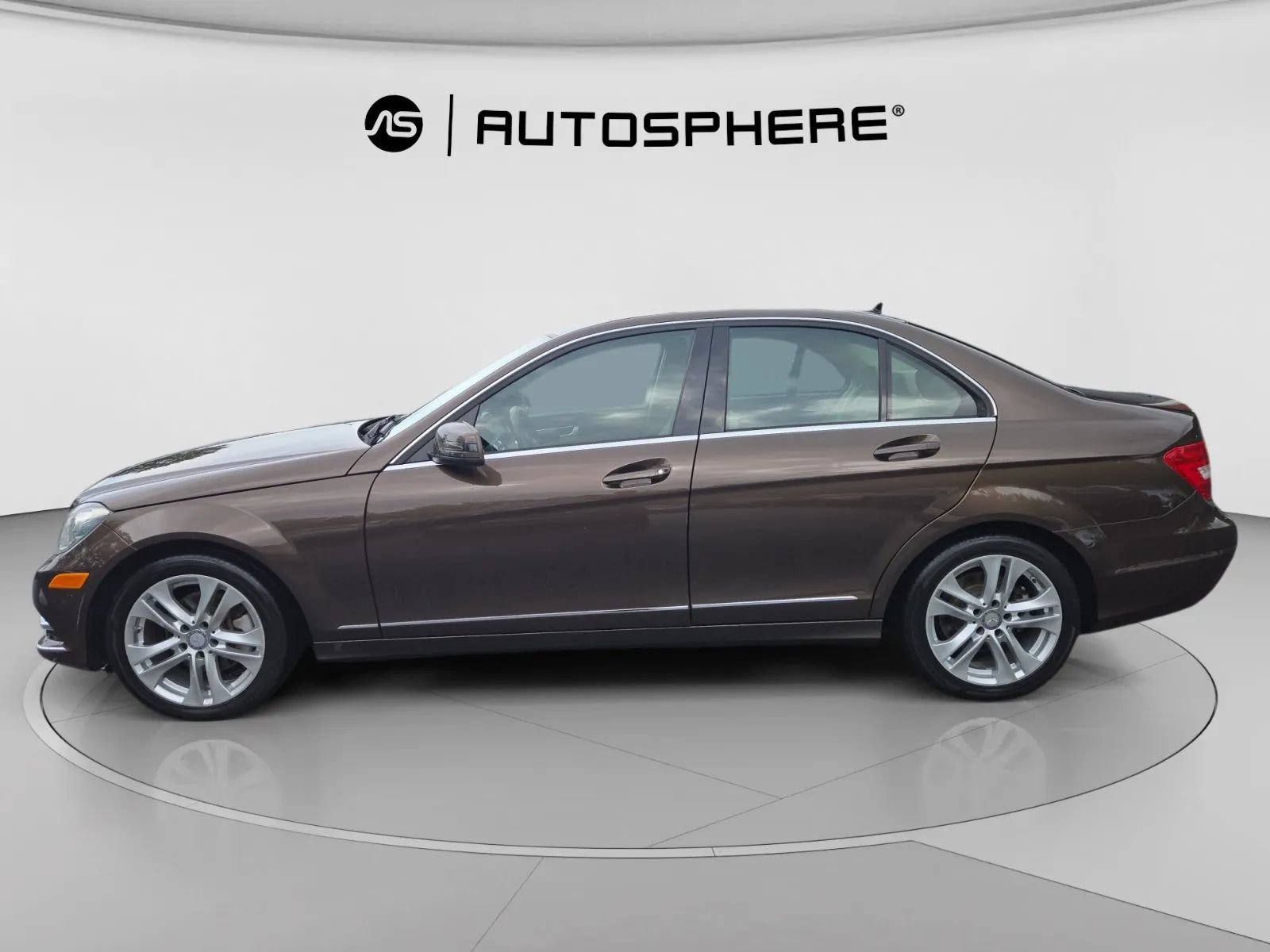 Used 2013 Mercedes-Benz C 250 Sedan image 4