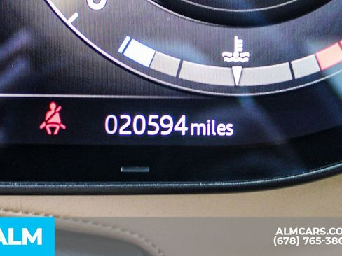 Used 2024 Land Rover Range Rover Long Wheelbase Autobiography image 46