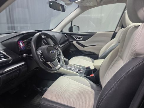Used 2020 Subaru Forester Premium image 16
