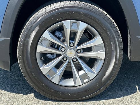 New 2026 Chevrolet Equinox LT w/ Convenience Package II FWD image 31