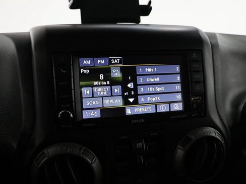 Used 2017 Jeep Wrangler Unlimited Sport w/ Quick Order Package 24S AWD/4WD image 21