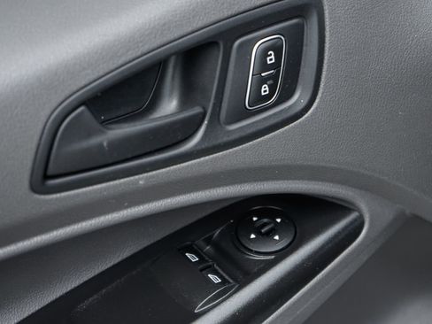 Used 2020 Ford Transit Connect XL FWD image 18