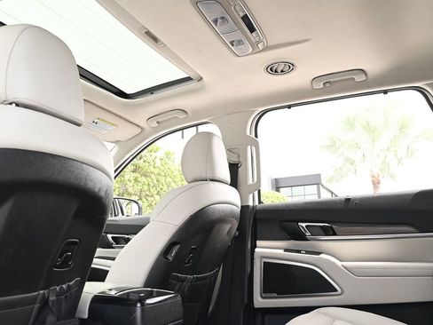 Used 2021 Kia Telluride EX FWD image 17