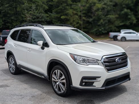 Used 2022 Subaru Ascent Limited AWD/4WD image 11