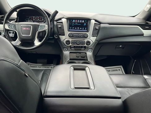 Used 2019 GMC Yukon SLT w/ Premium Edition AWD/4WD image 13