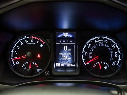 Used 2023 Toyota Tacoma SR image 23