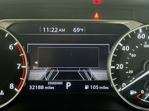 Used 2023 Nissan Rogue SV image 19