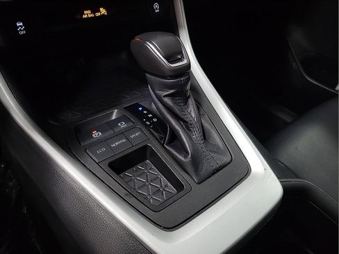 Certified 2023 Toyota RAV4 XLE Premium image 15