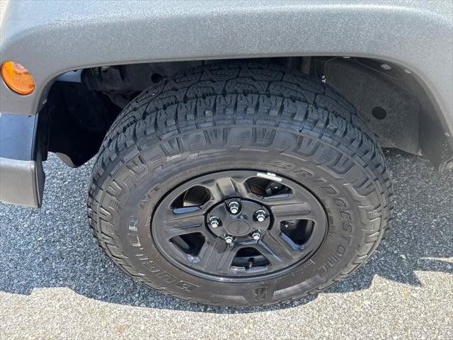 Used 2016 Jeep Wrangler Unlimited Sport AWD/4WD image 9