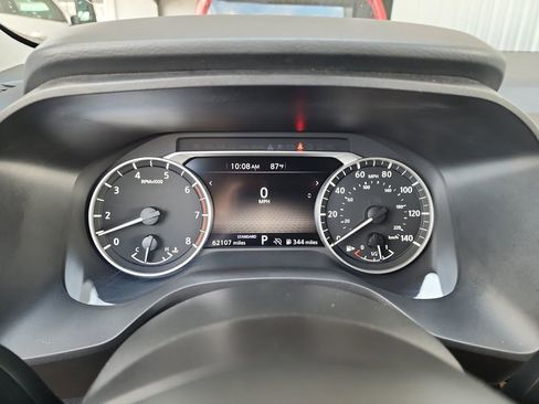 Used 2024 Nissan Rogue SV FWD image 21